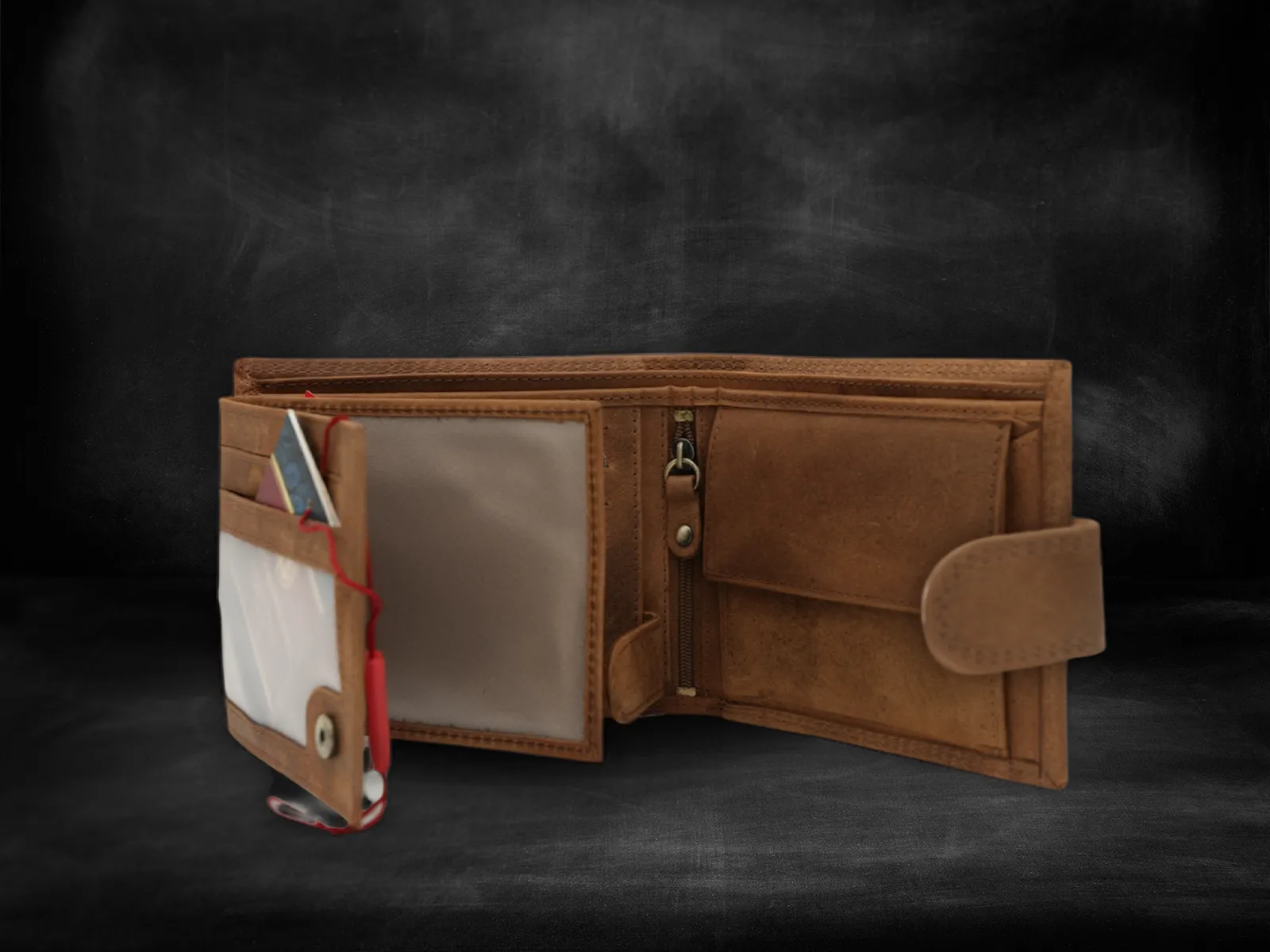 Peterson Kis Csatos Gravírozott Pénztárca