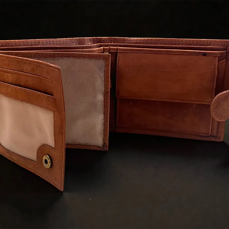 Peterson Nagy Csatos Gravíozott Pénztárca - Gallery