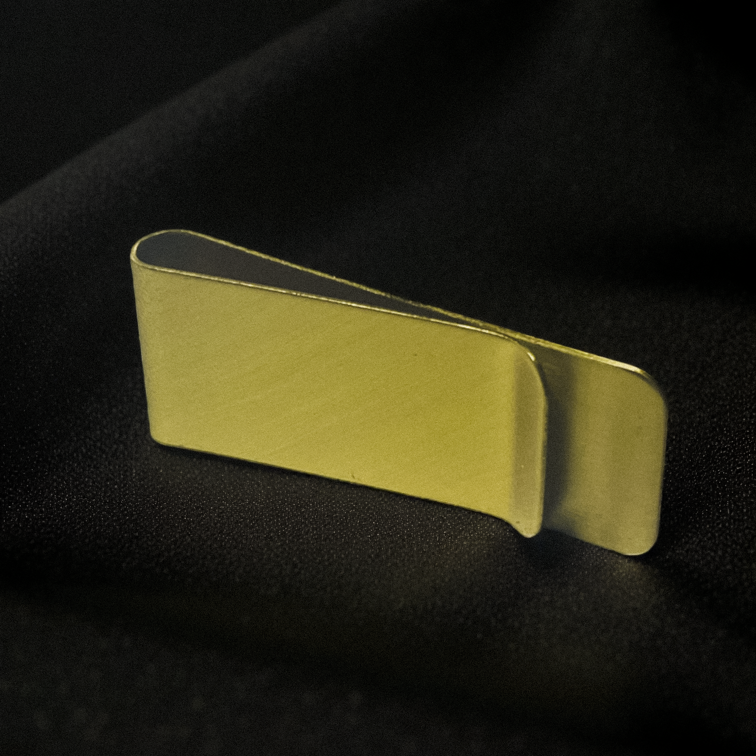 Közepes Pénzcsipesz Gravírozással - Gallery