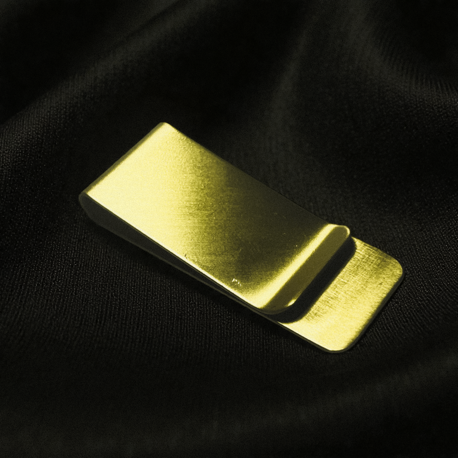 Közepes Pénzcsipesz Gravírozással - Arany (2)